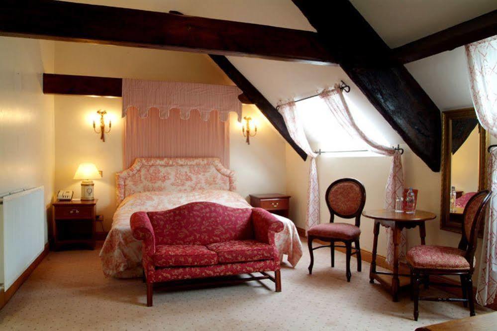 Miskin Manor Hotel ヘンソル エクステリア 写真